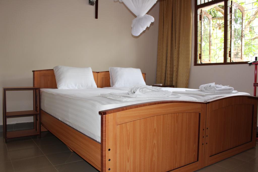 Hotel Sunshine Tourist Rest Anuradhapura Zewnętrze zdjęcie