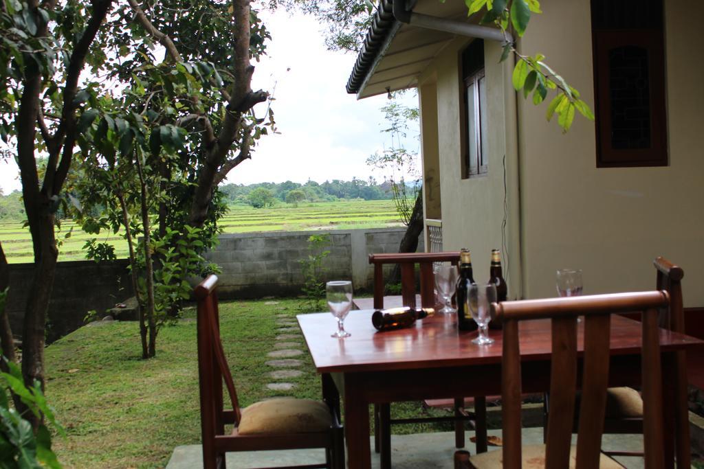 Hotel Sunshine Tourist Rest Anuradhapura Zewnętrze zdjęcie
